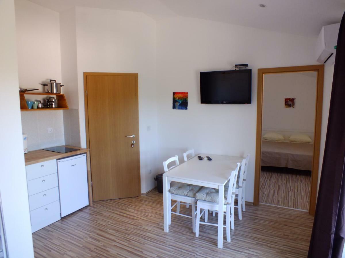 Apartmani Barisic Brodarica  Exterior foto